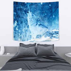 TAPESTRY WOLF IN WINTER